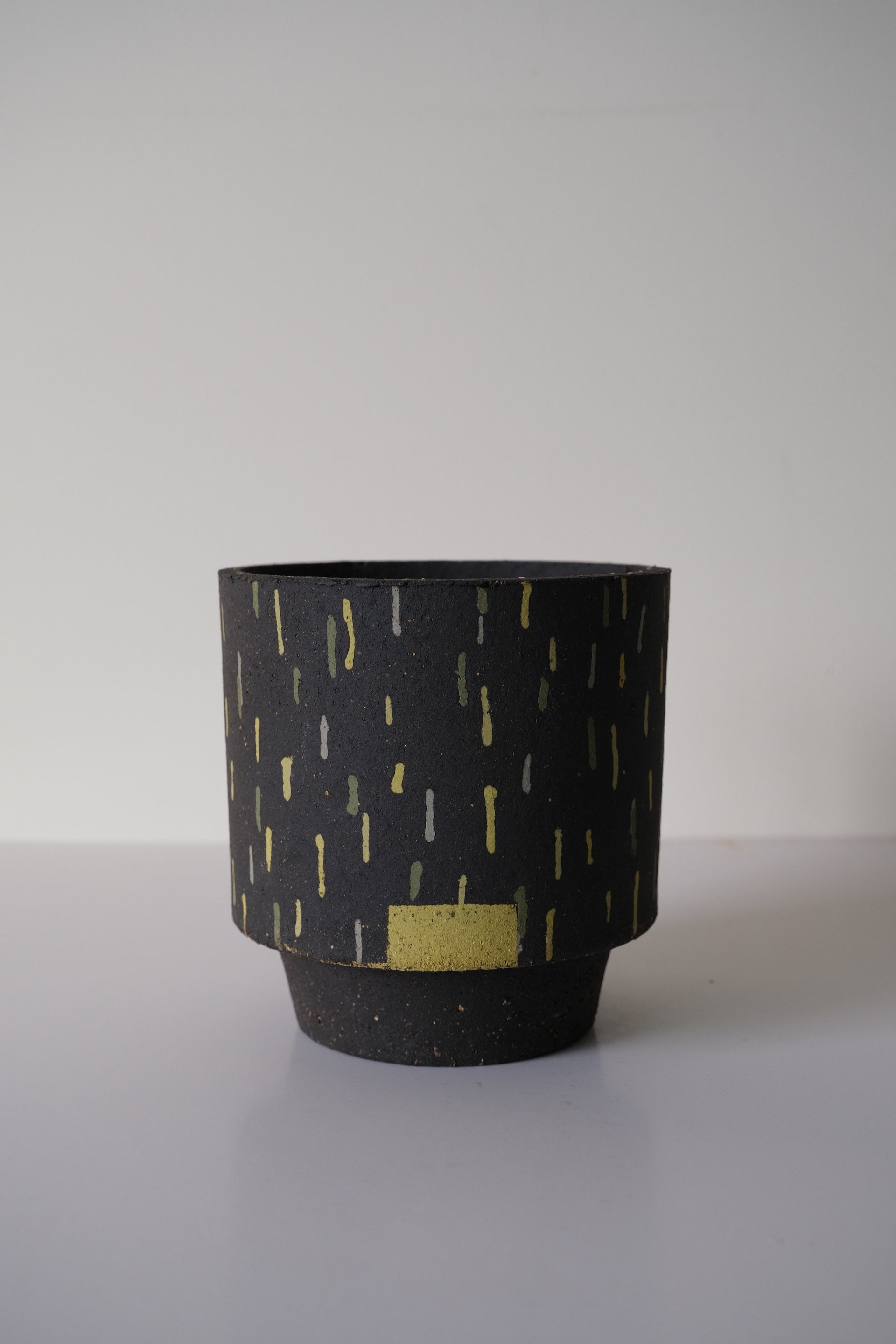 Spring Rain - Black - Medium