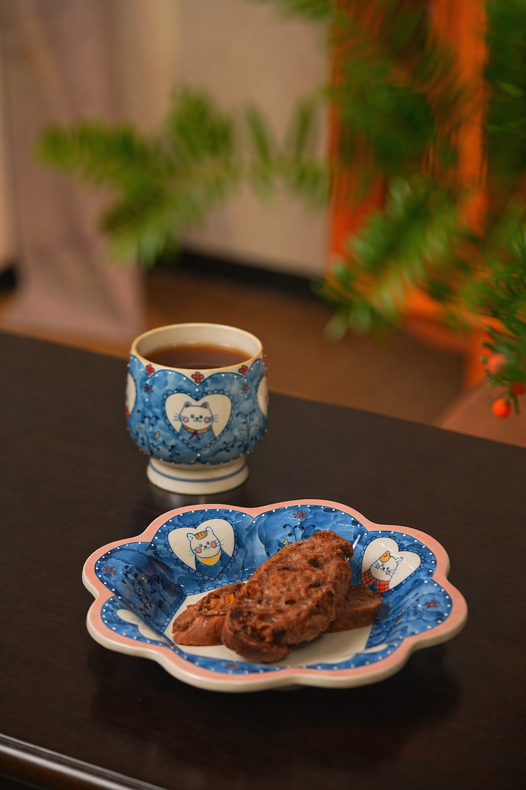 Blue Cat Pattern Petal Plate