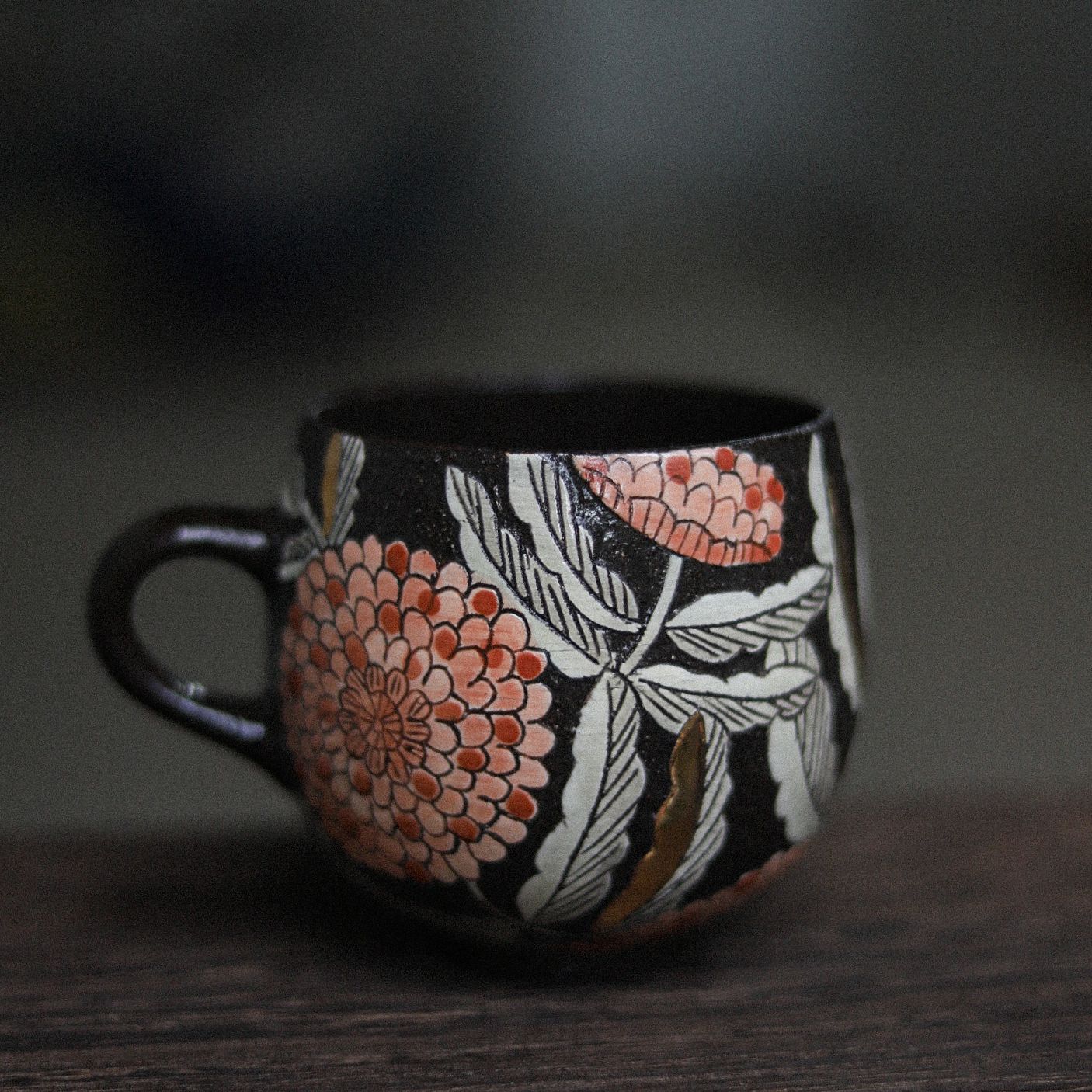 Handle Egg Cup - Dandelion Black