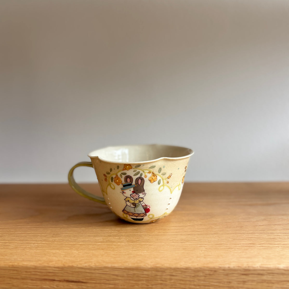 Yellow Bunny Scalloped Handle Cup