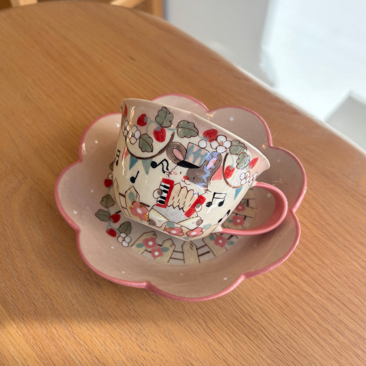 Accordion Bunny Scalloped Cup & Saucer Set