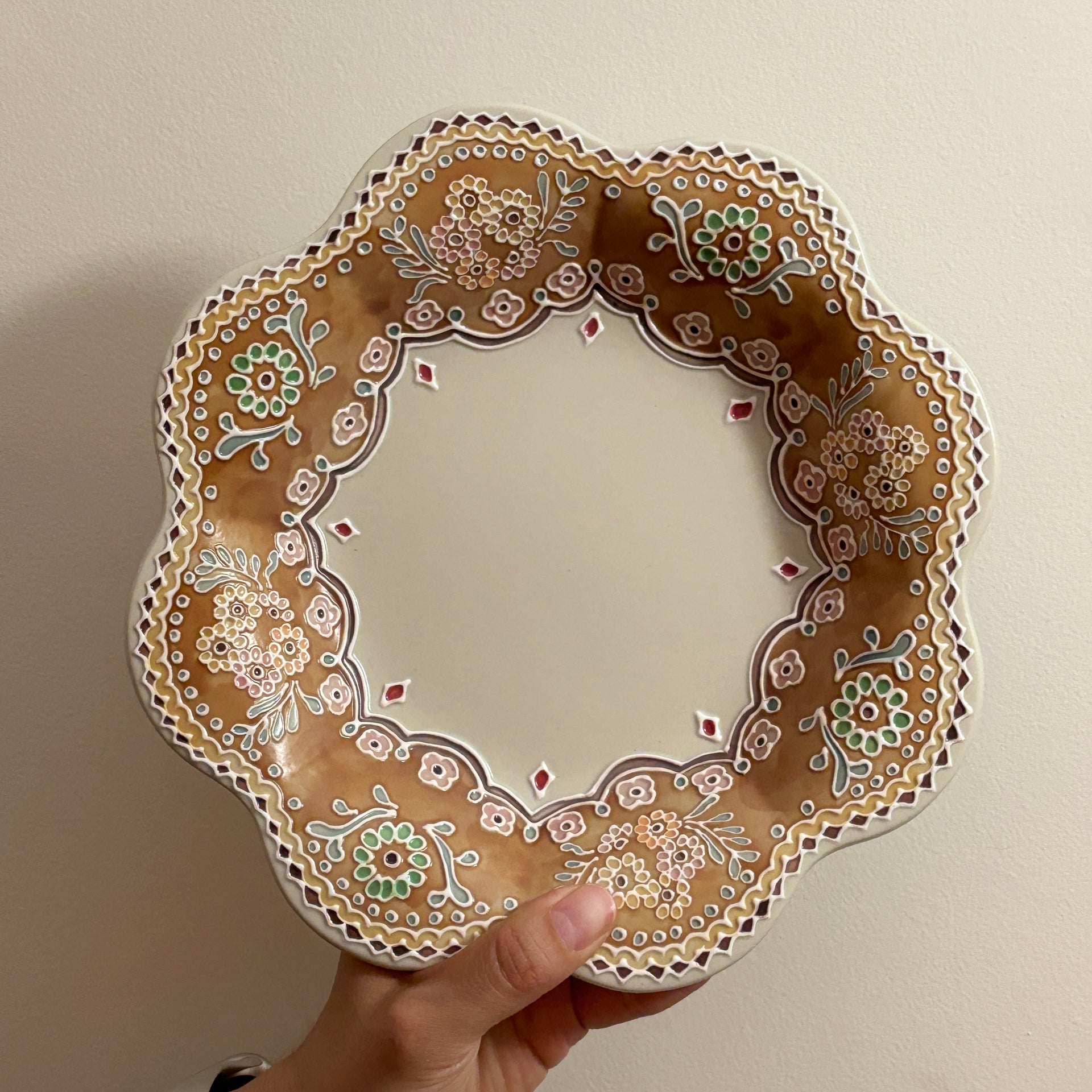 Dunhuang Series Petal Plate - Floral Vine