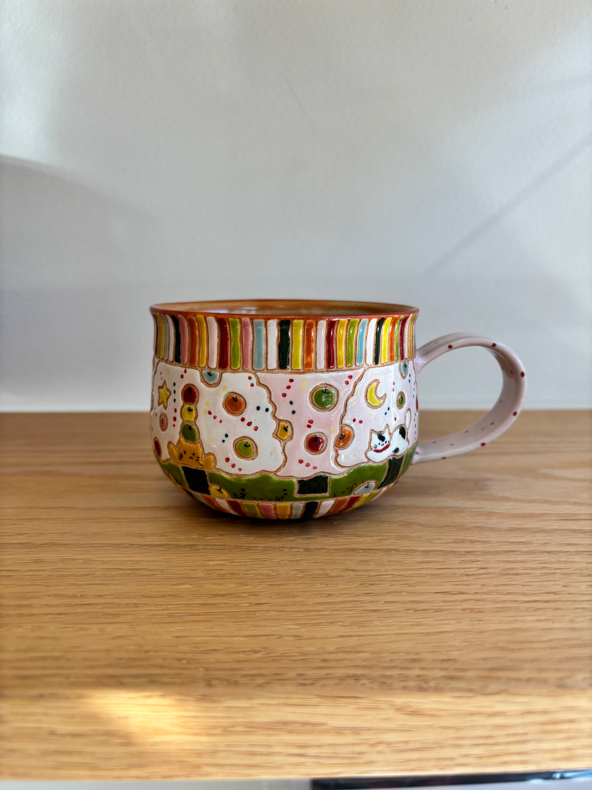 White Clay Apple Tree Cup