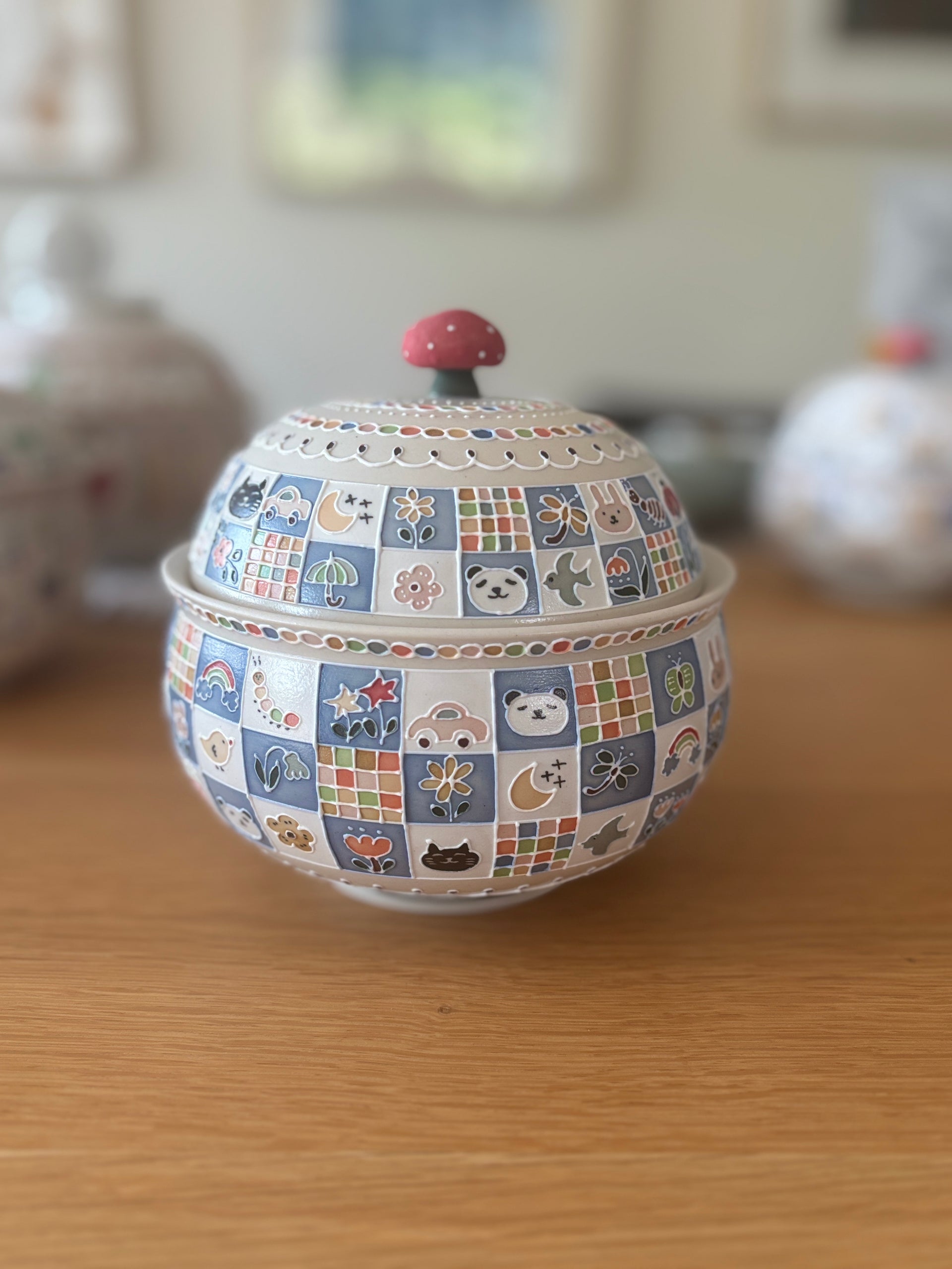 Panda Blue-White Checkered Jar