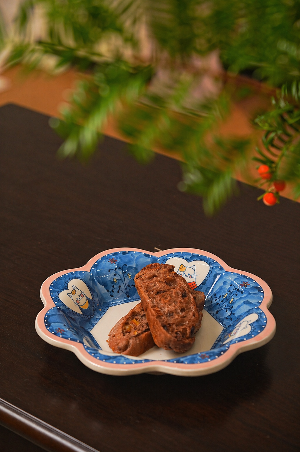 Blue Cat Pattern Petal Plate