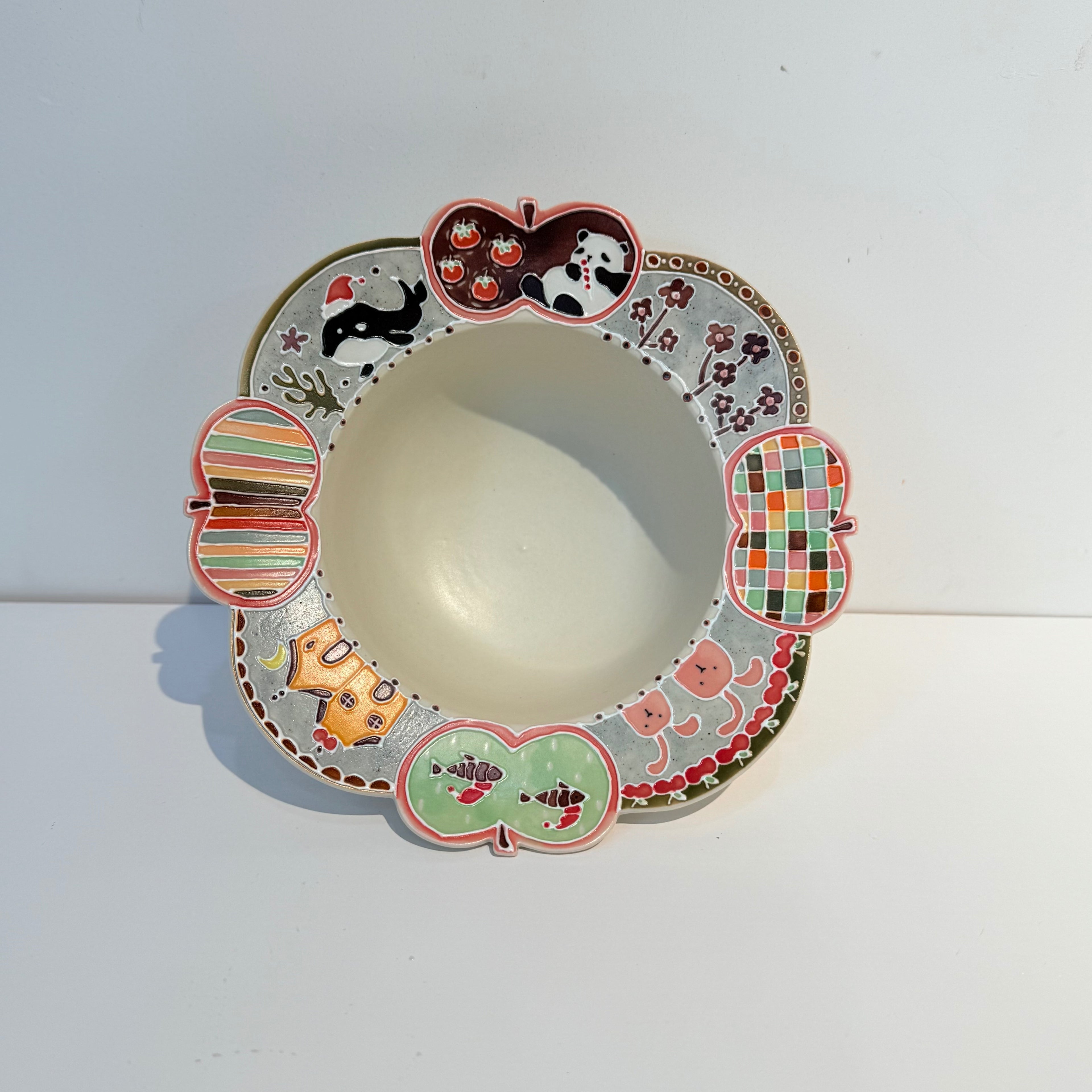 Apple Scalloped Bowl (Small)