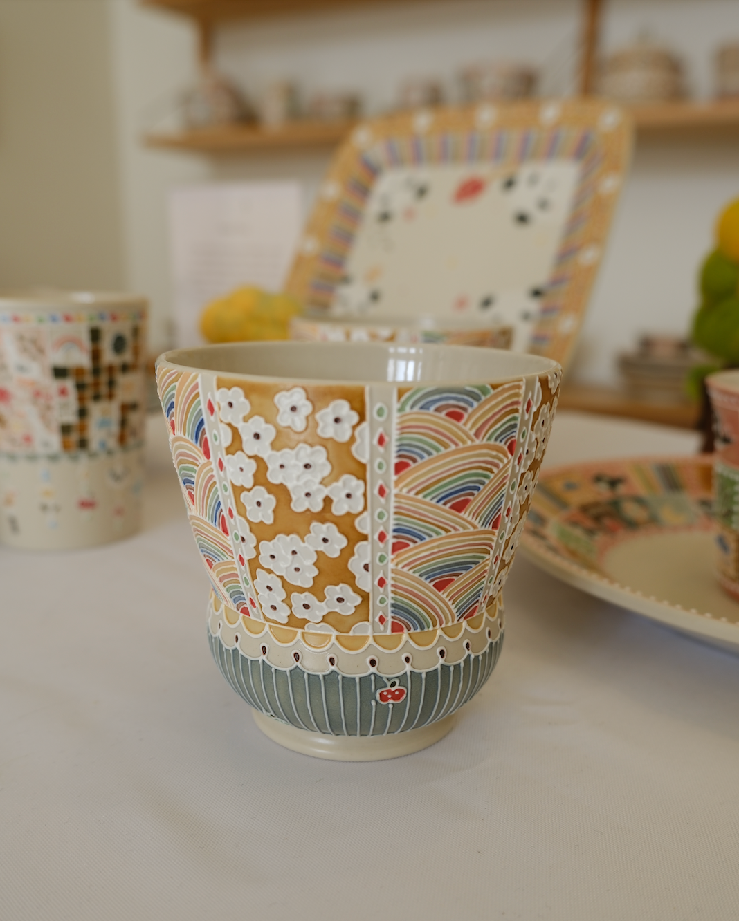 Waisted Cup - Rainbow White Flower Blue