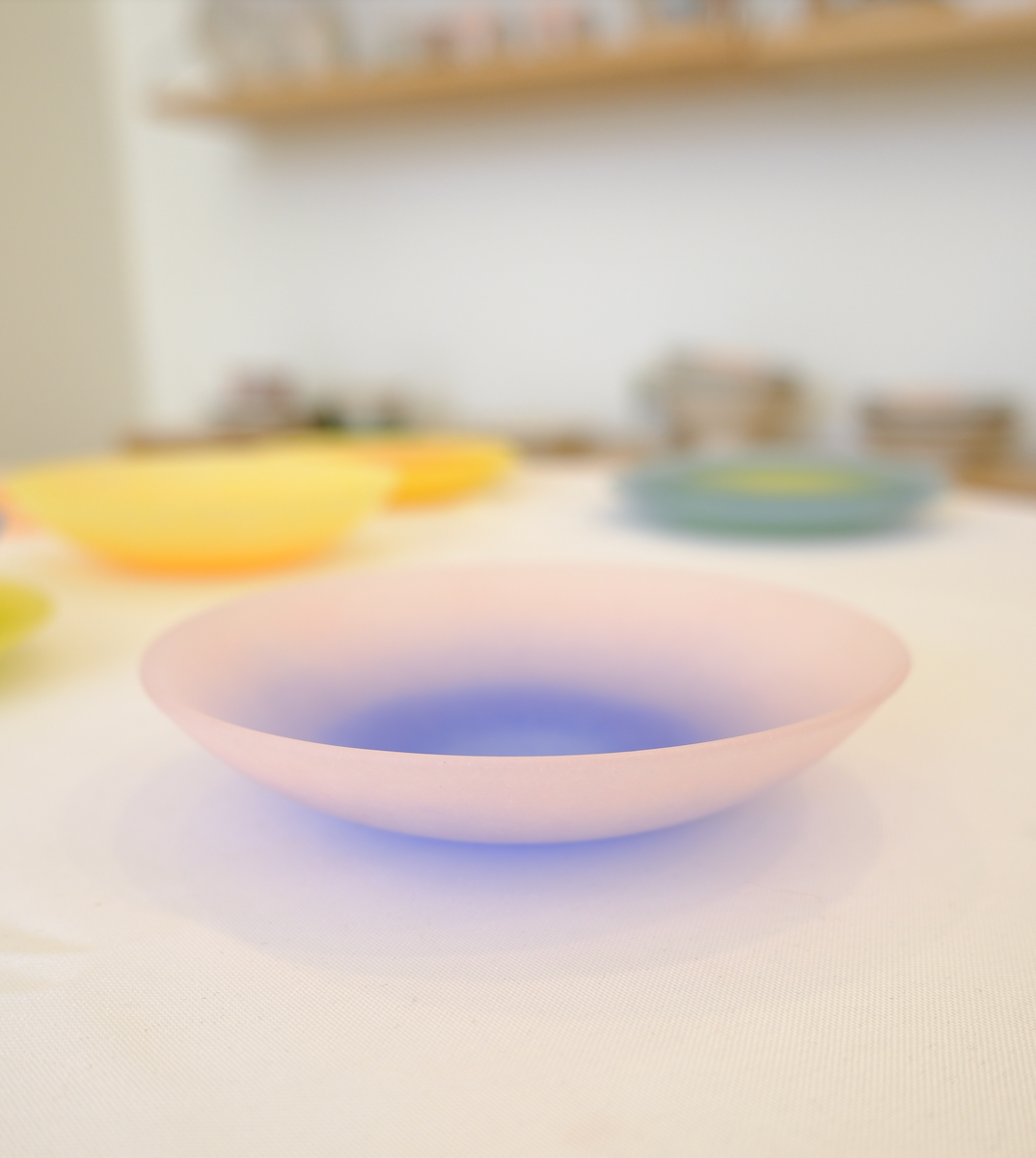 Color-Fade Glass Bowl - Pink and Blue Gradient
