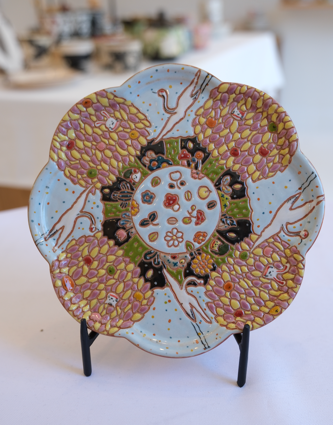 Color-Striped Tree Plate