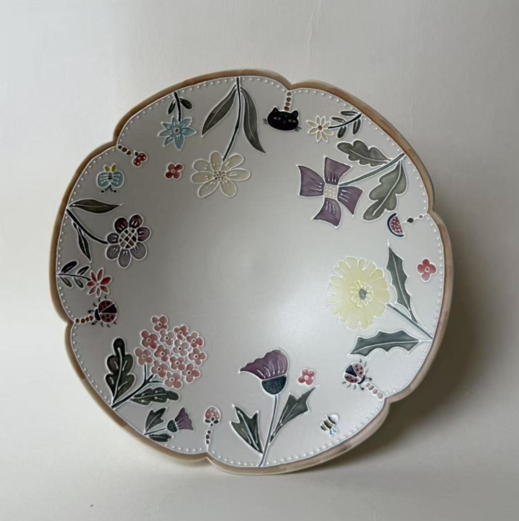 Floral Petal Rim Bowl