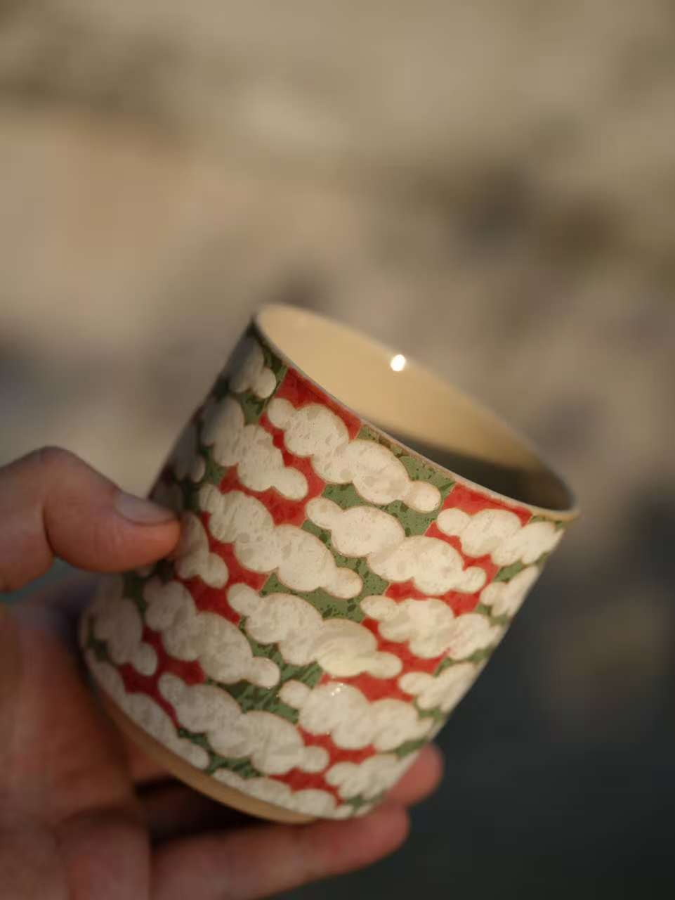 Berry Leaf Plaid Pinch Cup