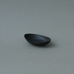 Rimmed Boat Dish – Small (Sauce Dish)
